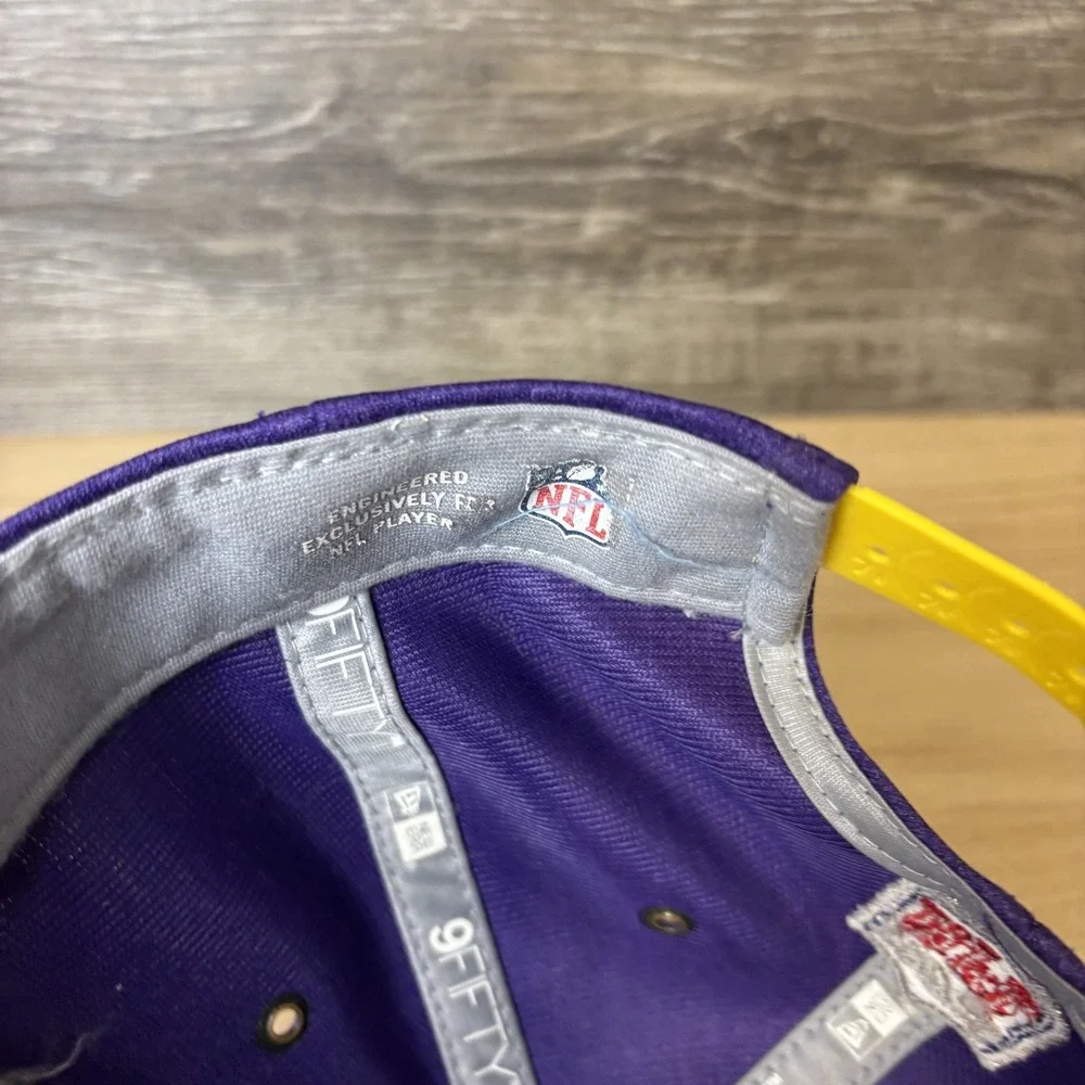 Minnesota Vikings Hat Cap Snap Back Purple Yellow NFL Football New Era Mens